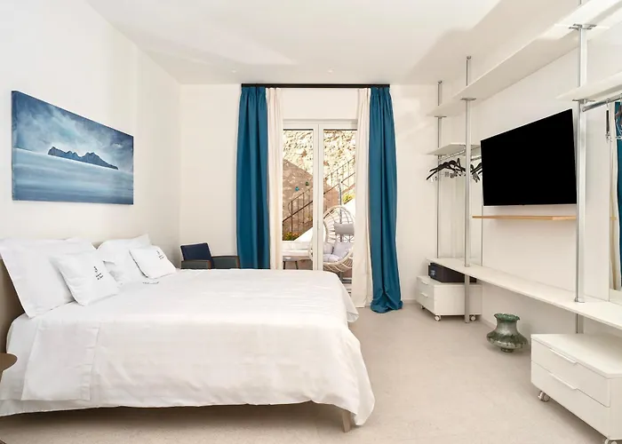 Le Donne Di - Charming In * Capri