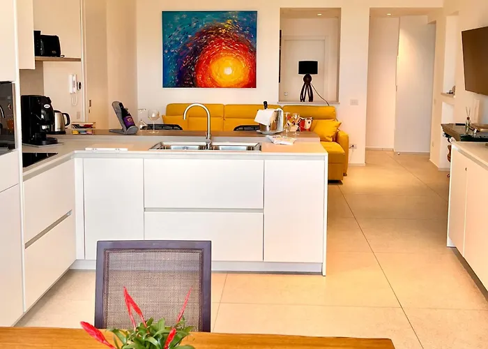 Le Donne Di - Charming In *