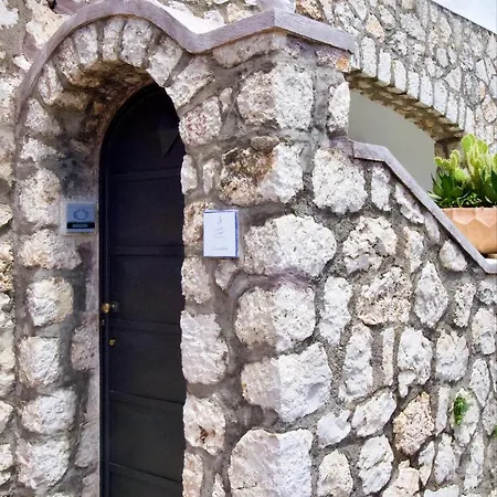 Tatil Evi Le Donne Di - Charming In *