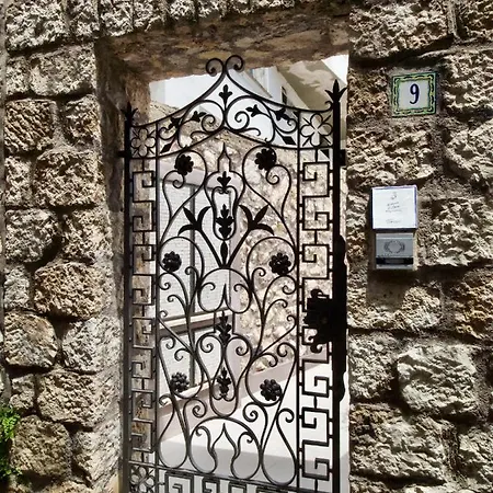 Le Donne Di - Charming In Tatil Evi Capri