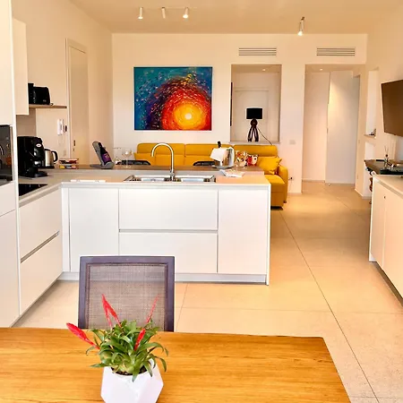 Le Donne Di - Charming In *